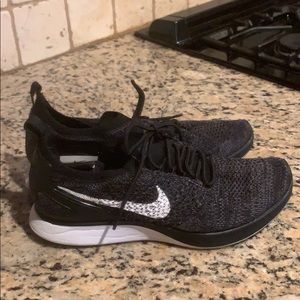 Nike racer, fly knit